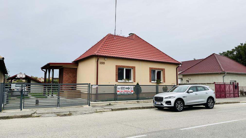 RODINNÝ DOM ÚĽANY NAD ŽITAVOU NA PREDAJ