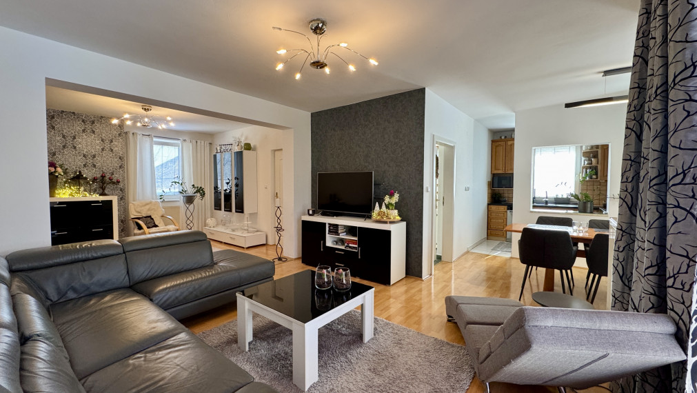 Rodinný dom Šurany - Nitriansky Hrádok s veľkým pozemkom!