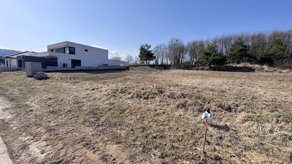 Na predaj pozemok 1 178 m2 v Bardejove, mč. BNV.