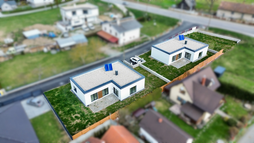 Rodinné domy v obci Kobyly okr. Bardejov