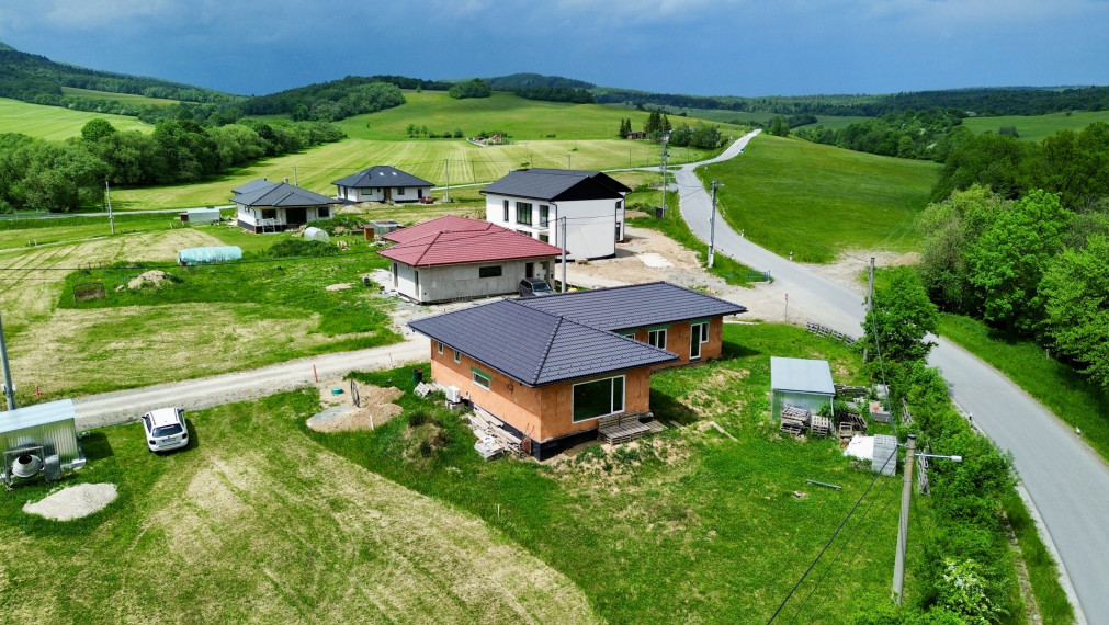 Na predaj novostavba RD v obci Becherov, okr. Bardejov.