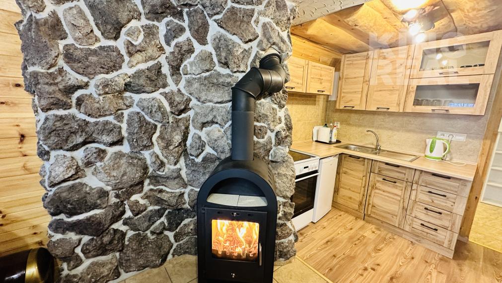 NÁDHERNÁ CHATA RADAVA