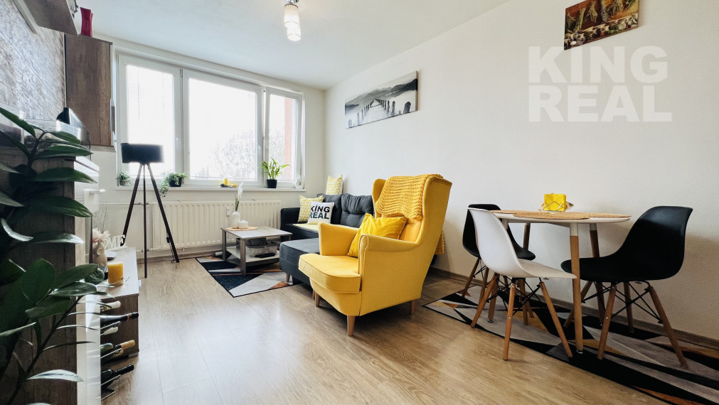 REZERVOVANÉ 1,5-izbový zrekonštruovaný byt, Košice-Nad jazerom, ul. Čingovská