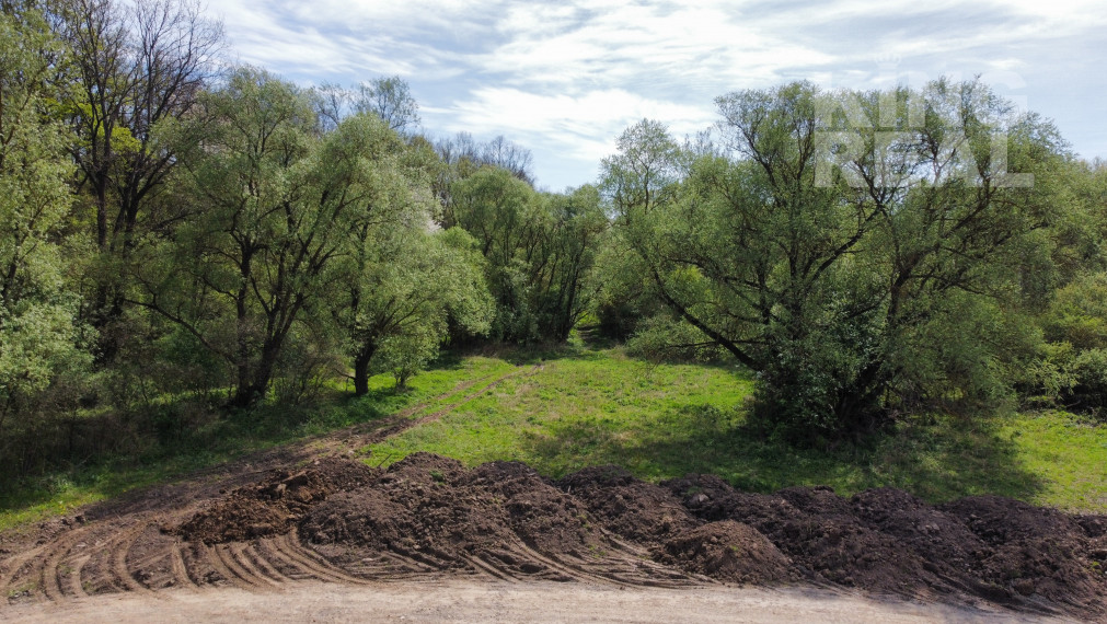 NA PREDAJ STAVEBNÝ POZEMOK  V DOSAHU MHD PREŠOV - HANISKA