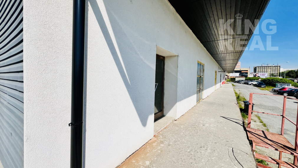 NA PREDAJ 830 m2 Obchodné priestory Masarykova ul. Prešov