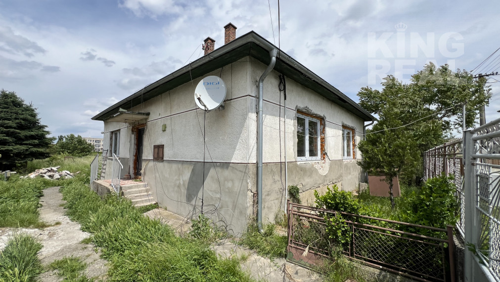 RODINNÝ DOM NA PREDAJ V CENTRE OBCE SELICE