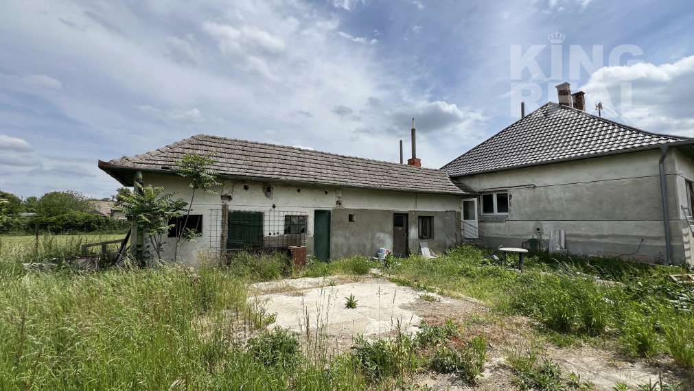 RODINNÝ DOM NA PREDAJ V CENTRE OBCE SELICE