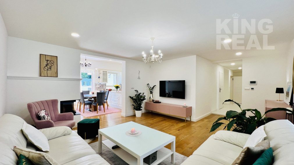 ŠTÝLOVÝ RODINNÝ DOM NA PREDAJ V OBCI OŠČADNICA