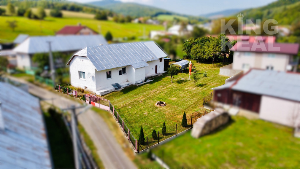NA PREDAJ RODINNÝ DOM / CHATA V OBCI GRIBOV