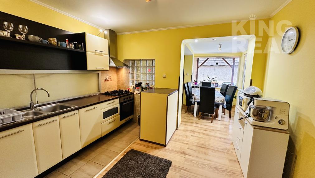 RODINNÝ DOM ÚĽANY NAD ŽITAVOU NA PREDAJ