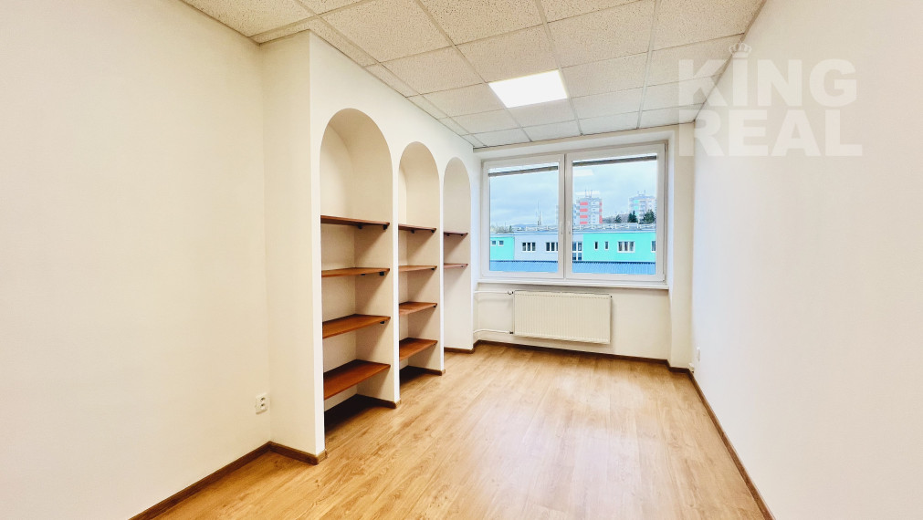 Kancelária na prenájom s parkovacím miestom,  ul.Štefánikova, Bardejov