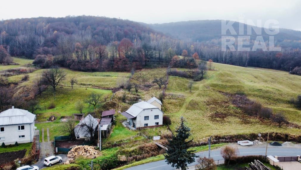 NA PREDAJ RODINNÝ DOM VAGRINEC pozemok 2900m²