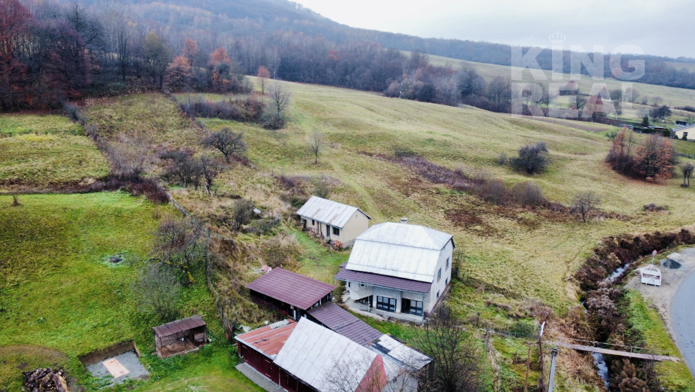 NA PREDAJ RODINNÝ DOM VAGRINEC pozemok 2900m²