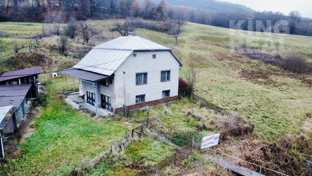 NA PREDAJ RODINNÝ DOM VAGRINEC pozemok 2900m²