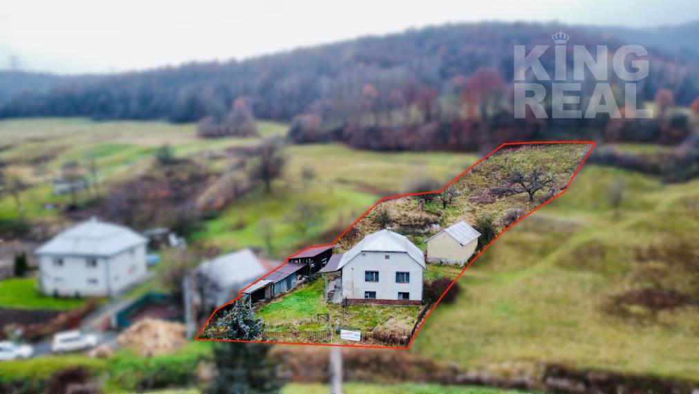 NA PREDAJ RODINNÝ DOM VAGRINEC pozemok 2900m²