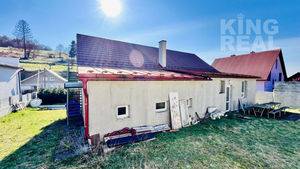 Rodinný dom v obci Lukavica so staveb.povolením a projektom