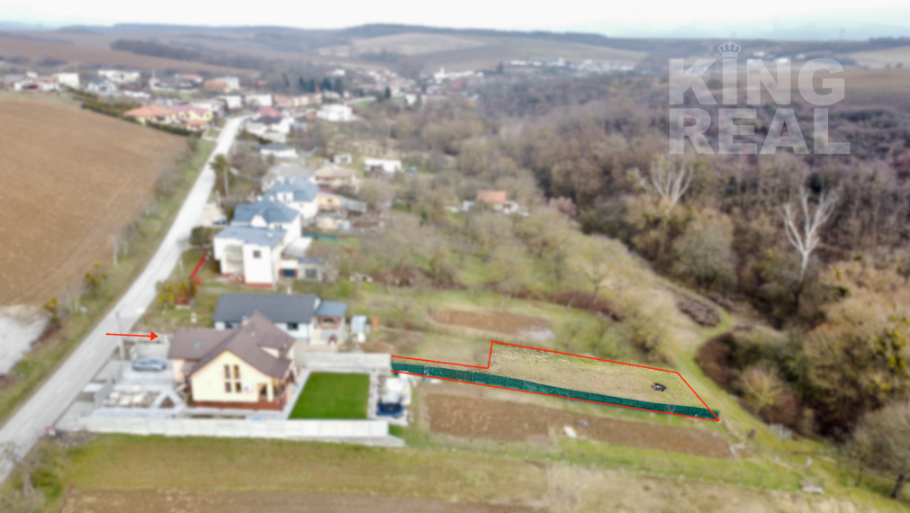 Stavebný pozemok v obci Chrastné