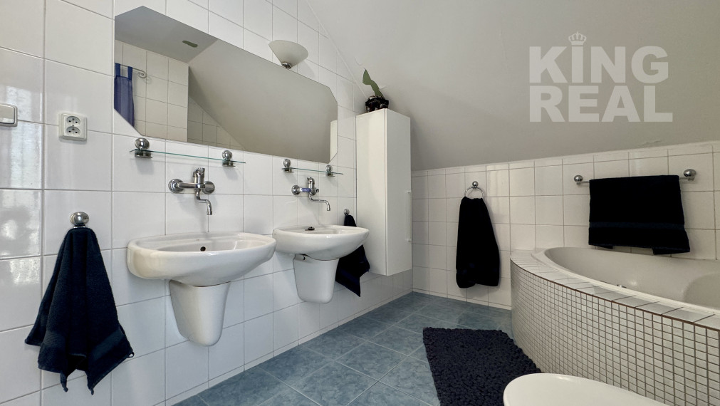 Rodinný dom Šurany - Nitriansky Hrádok s veľkým pozemkom!