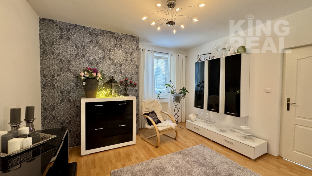 Rodinný dom Šurany - Nitriansky Hrádok s veľkým pozemkom!