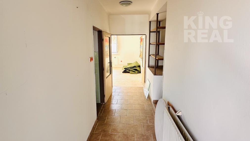 RODINNÝ DOM V KÚPEĽNOM MESTE NESVADY