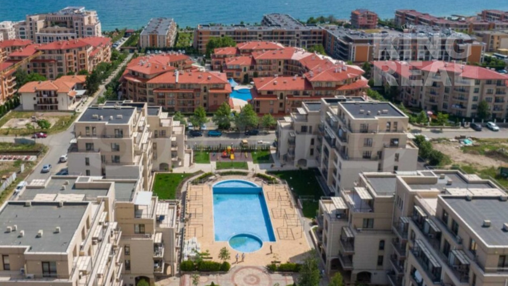 Štýlový 2 izbový apartmán v komplexe SORRENTO SOLE MARE v letovisku Sveti Vlas v Bulharsku