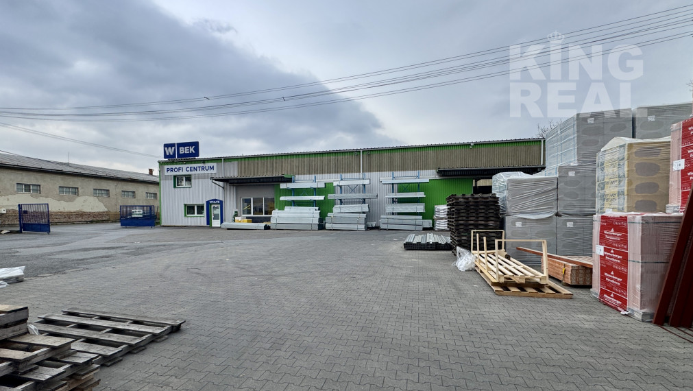 Sklad s pozemkom, spevnenou plochou na prenájom