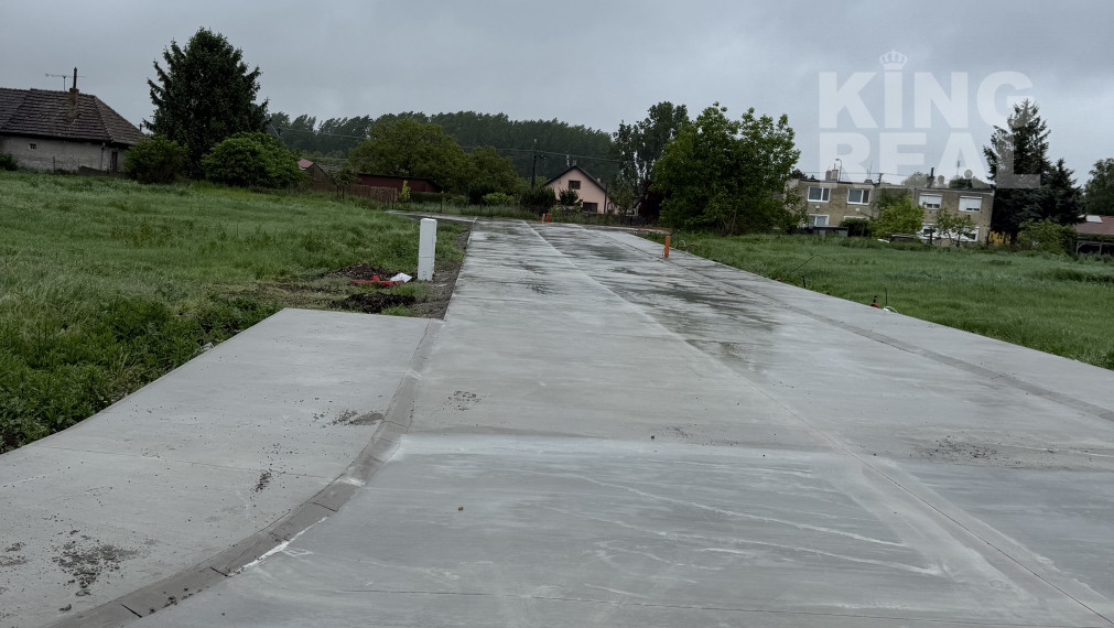 POZEMOK ŠURANY – ČASŤ NITRIANSKY HRÁDOK – NOVÁ ULICA