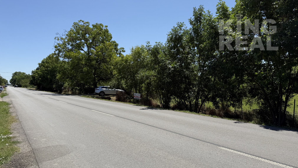 Pozemok na predaj – Komoča | 1 294 m² | 63 000 €