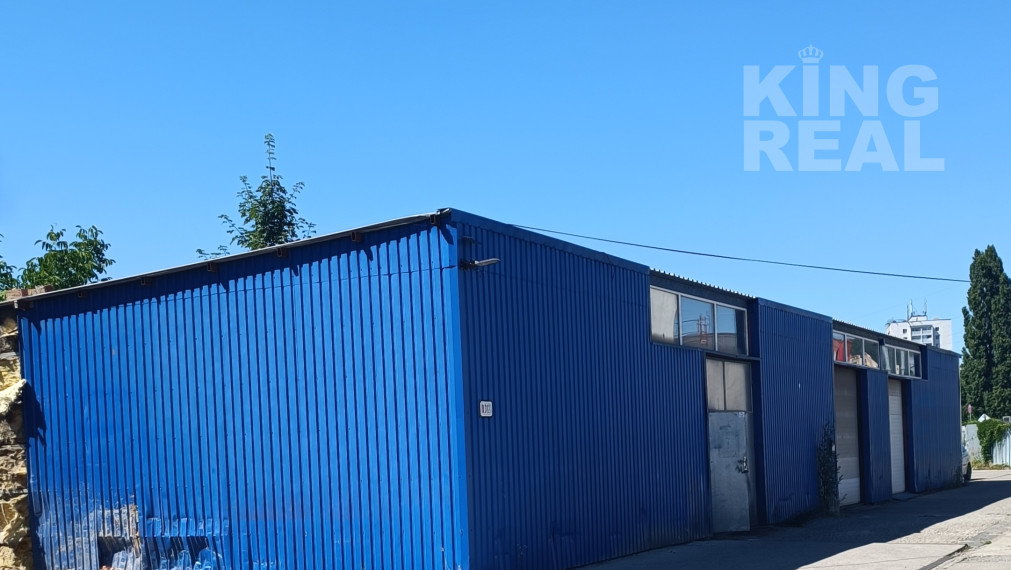 Na prenájom zateplená hala – Košice, Textilná, 276 m²