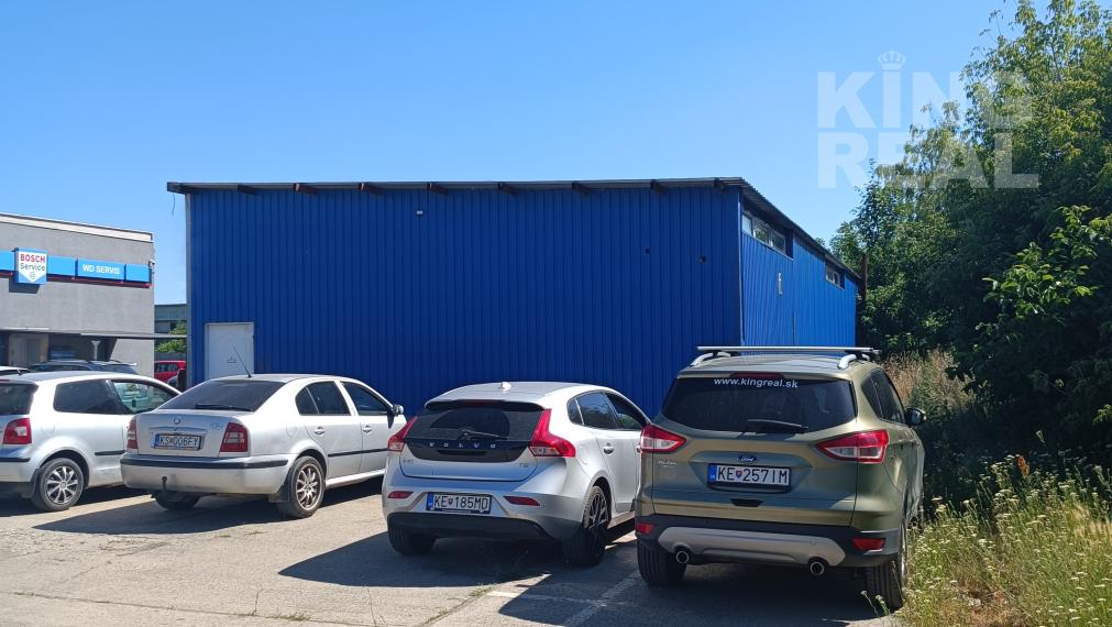 Na prenájom zateplená hala – Košice, Textilná, 276 m²