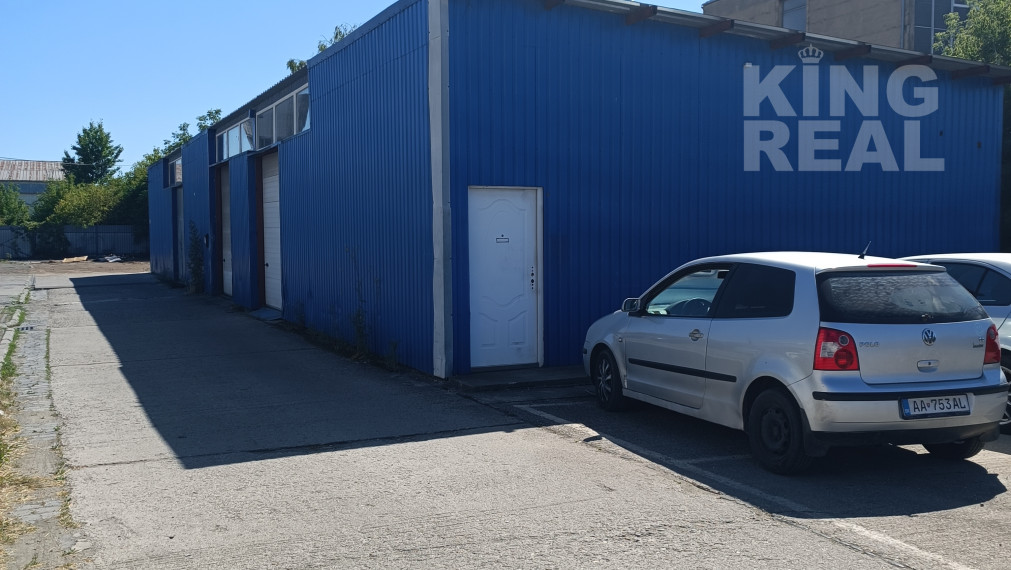 Na prenájom zateplená hala – Košice, Textilná, 276 m²