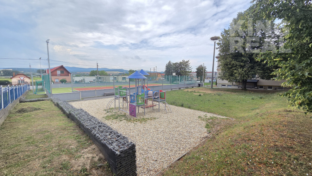 POSLEDNÝ STAVEBNÝ POZEMOK NA PREDAJ 667 m2 NOVÁ POLHORA - KOŠICE