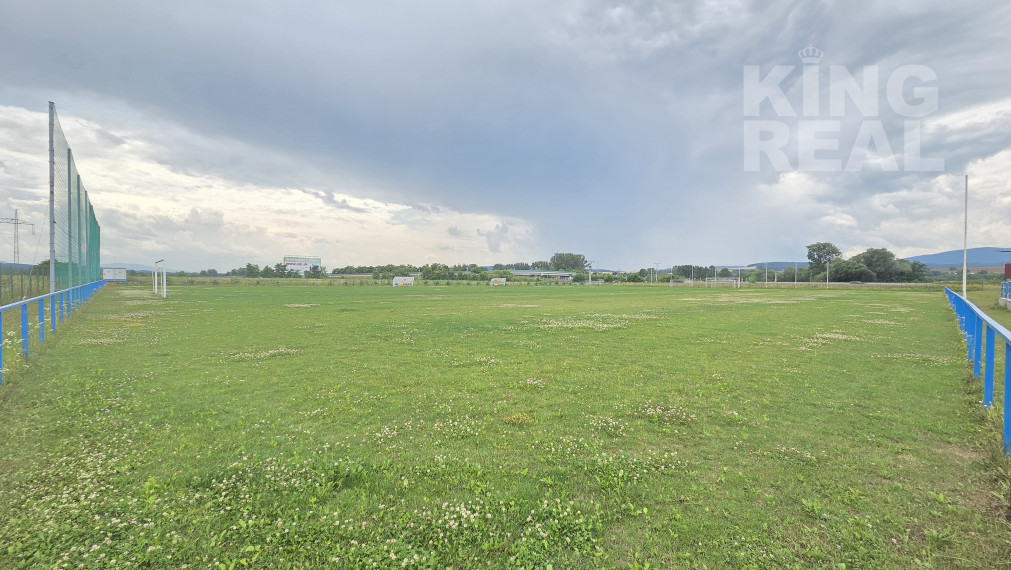 POSLEDNÝ STAVEBNÝ POZEMOK NA PREDAJ 667 m2 NOVÁ POLHORA - KOŠICE