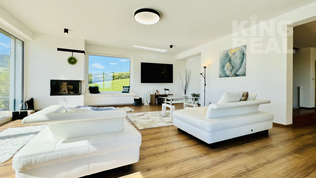 !!ZNÍŽENÁ CENA!! Rodinný dom s vlastným SPA a bazénom v obci Krásna Lúka okr. Sabinov