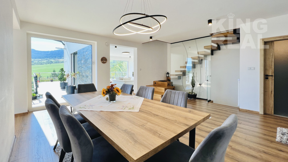 !!ZNÍŽENÁ CENA!! Rodinný dom s vlastným SPA a bazénom v obci Krásna Lúka okr. Sabinov