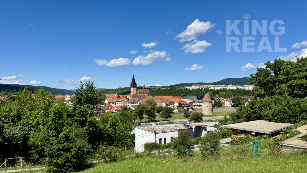 Na predaj 2 pozemky s krásnym výhľadom na historické centrum Bardejova