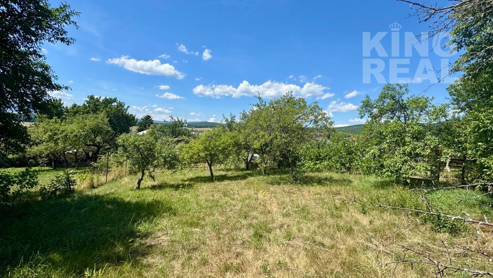 Stavebný pozemok v obci Poproč