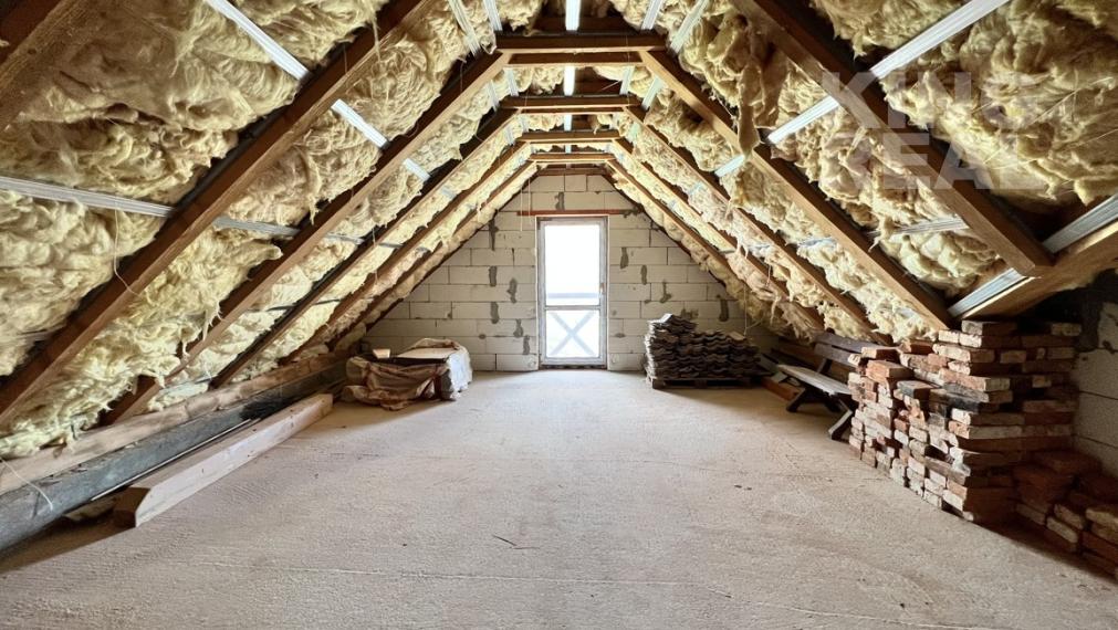 Polyfunkčná budova v obci Hažlín okr. Bardejov - ZNÍŽENÁ CENA