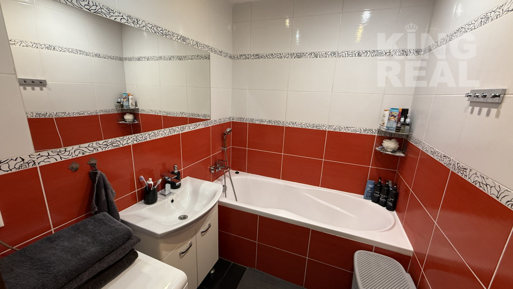 PRENÁJOM 3-izbový byt po rekonštrukcii s výhľadom – Lúčna 7, Šurany