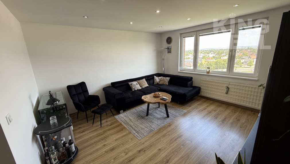 PRENÁJOM 3-izbový byt po rekonštrukcii s výhľadom – Lúčna 7, Šurany