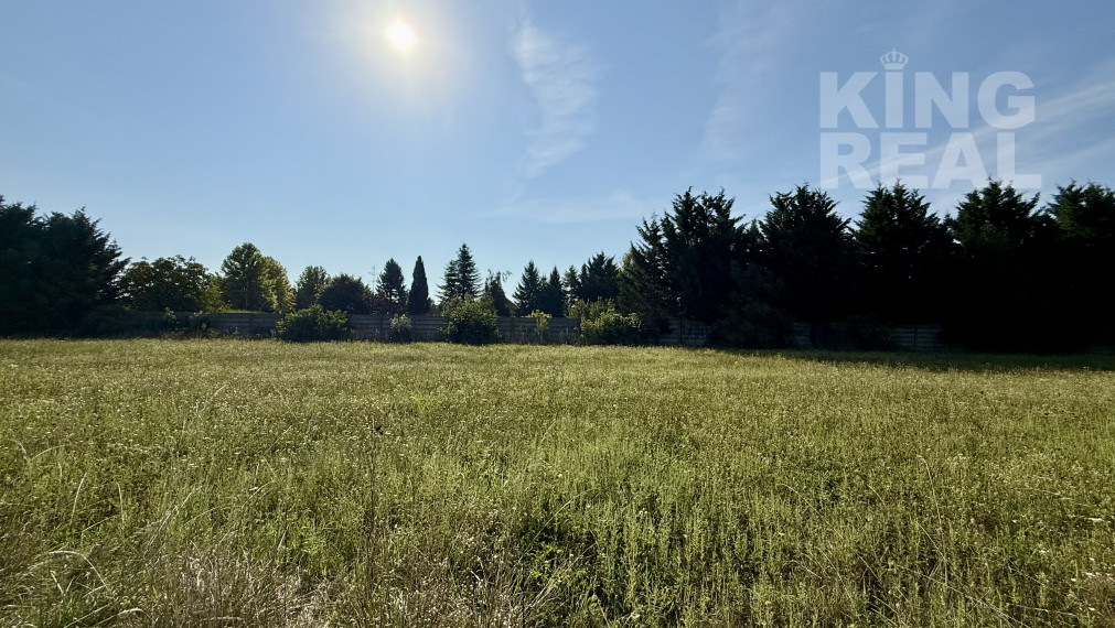 Na predaj krásny stavebný pozemok v Nových Zámkoch