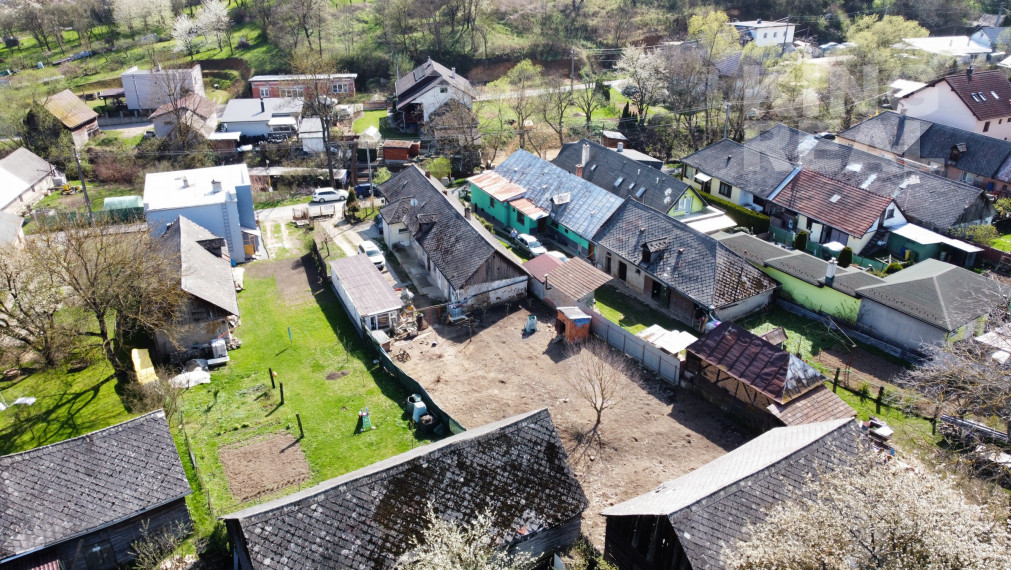 NA PREDAJ STARŠÍ RODINNÝ DOM PREŠOV - KENDICE