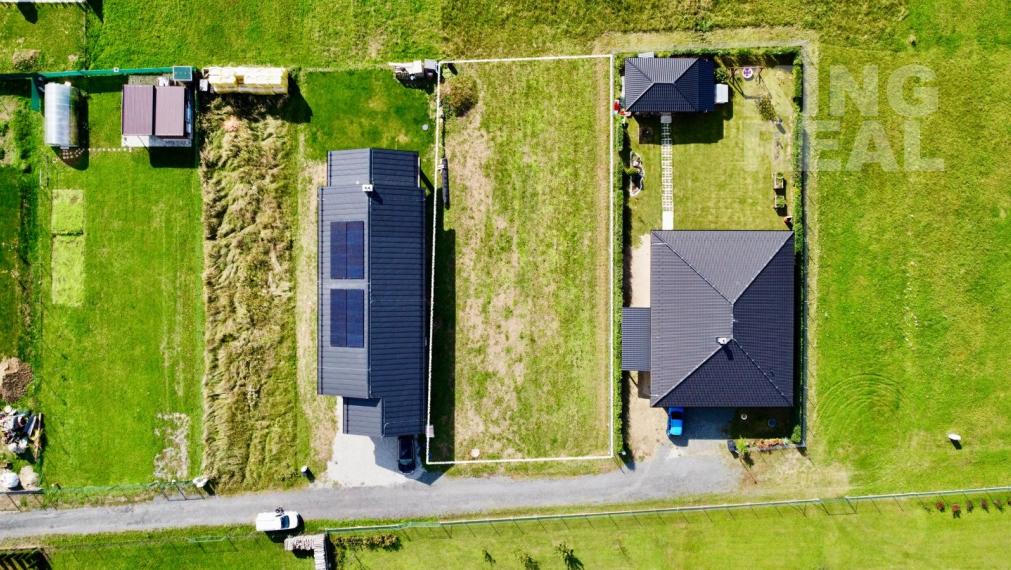 Stavebný pozemok, Komárov