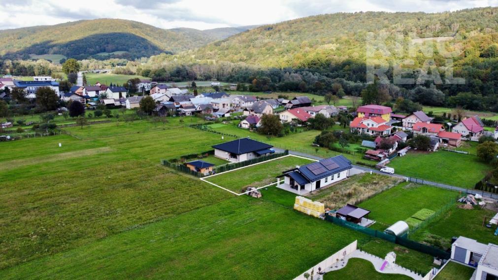 Stavebný pozemok, Komárov