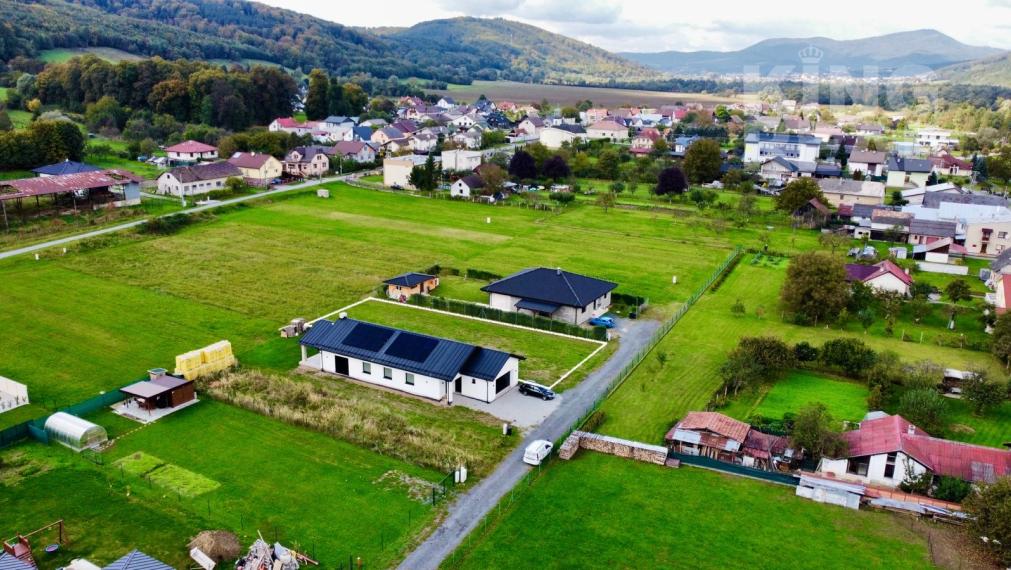 Stavebný pozemok, Komárov