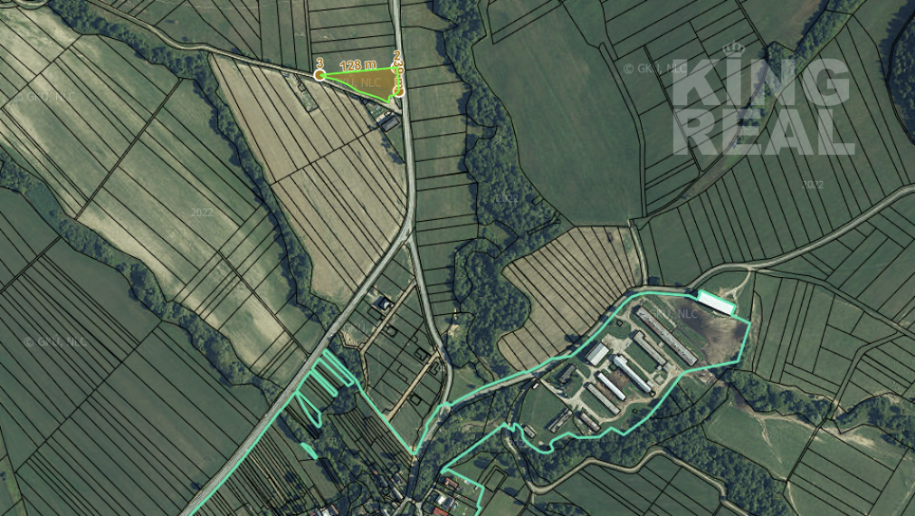 Pozemok v obci Becherov