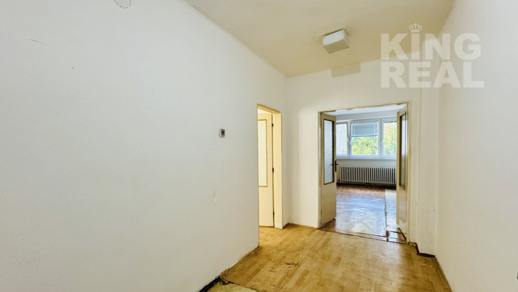 5 izbový byt s 2 kuchyňami a kúpeľňami v centre mesta Svidník