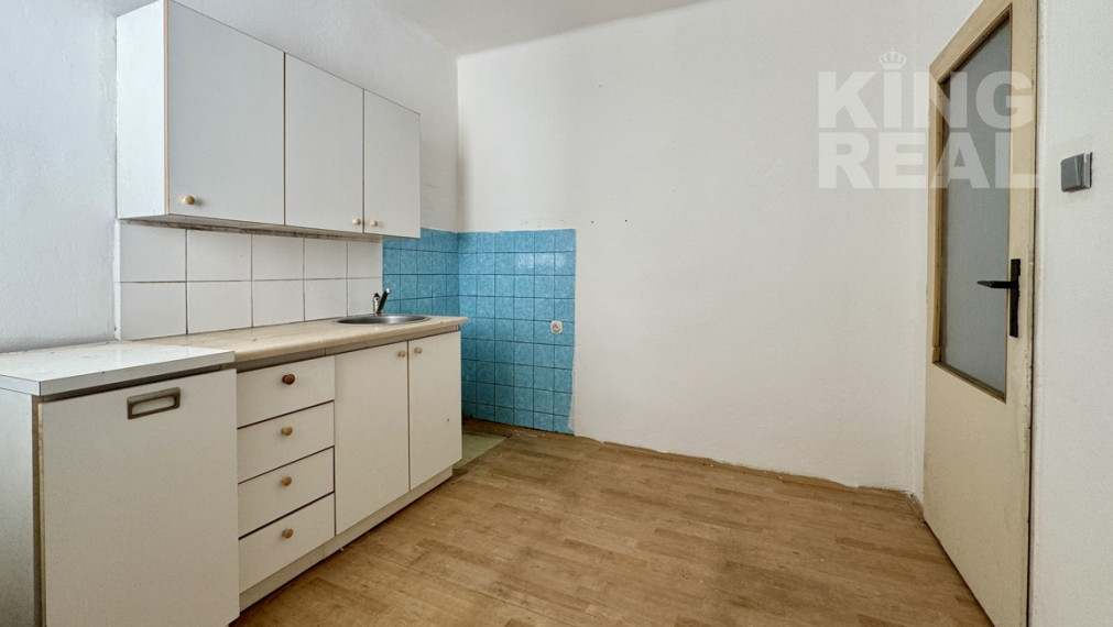 5 izbový byt s 2 kuchyňami a kúpeľňami v centre mesta Svidník