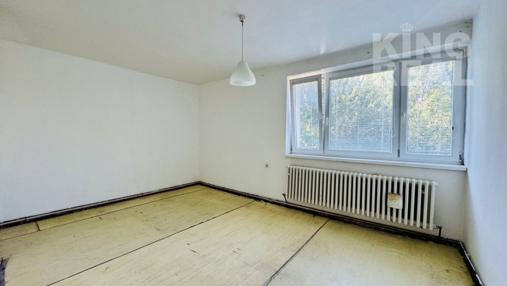 5 izbový byt s 2 kuchyňami a kúpeľňami v centre mesta Svidník