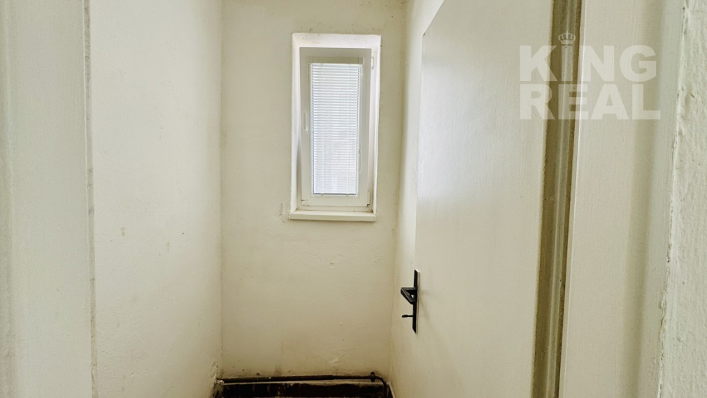 5 izbový byt s 2 kuchyňami a kúpeľňami v centre mesta Svidník